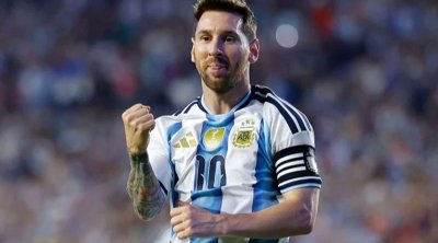Messi Əlcəzairə vurduğu ilk qoldan sonra ağladı: "Bunun futbolla heç bir əlaqəsi yoxdur&rdquo;