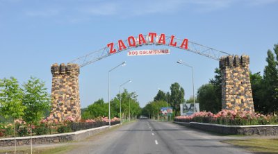 Zaqatalada kişi hovuzu təmir edərkən yandı