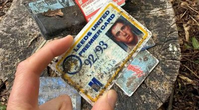 30 il əvvəl itirdiyi pul qabını görün harada TAPDI