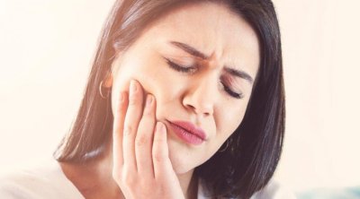 Stressin yaratdığı problem: Diş qıcama nələrə yol aça bilər?