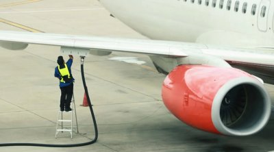 Qazaxıstan Azərbaycandan aviasiya yanacağı idxalına başlaya bilər