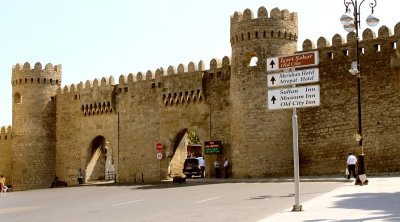 İçərişəhərdəki tədbir havaya görə TƏXİRƏ SALINDI