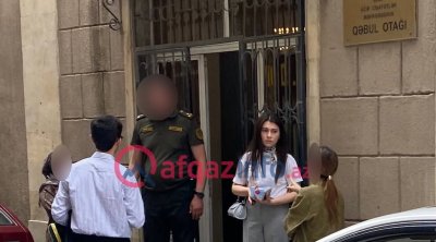 Şəhla müəllim hadisədən sonra ilk dəfə- Məhkəməyə gəldi