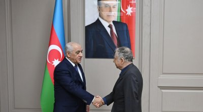 Əli Əsədov BMT Baş katibinin xüsusi elçisi ilə görüşdü