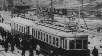 Azərbaycanda ilk elektrikləşdirilmiş dəmir yolunun istifadəyə verilməsindən 100 il ötür &ndash; VİDEO