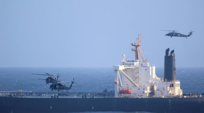 Tankerlər Hörmüz boğazından keçməkdən imtina etdi