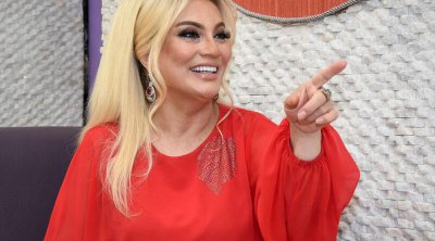 "Rühəngiz bir oturuma bütöv çörəyi yeyir"