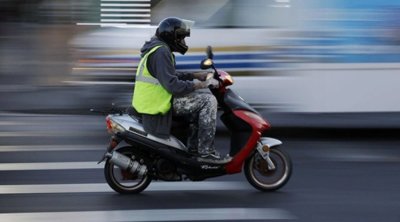 Həbsdən çıxan məhbus moped oğurladı, polis yaxaladı