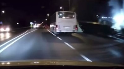 Bakıda avtobus sürücüsünün səhvi qəzaya səbəb olacaqdı – VİDEO