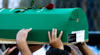 İslamda cənazəni neçə gün dəfn etməmək olar? &ndash; İlahiyyatçı açıqladı