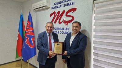 Məhəmmədəli Qəribli 50 illik yubileyi münasibəti ilə təltif edildi - FOTO