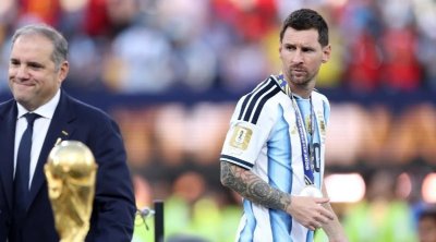 Lionel Messi Argentina millisində karyerasını başa vurdu