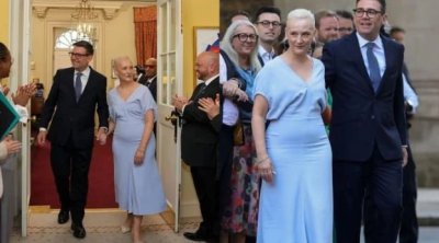 Britaniyanın yeni baş nazirinin xanımı bu brendin geyimi ilə diqqət çəkdi – FOTO