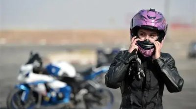 İranda qadınlar motosiklet sürə biləcəklər