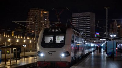 Bakı&ndash;Tbilisi&ndash;Bakı qatarlarında sərnişin yerlərinin sayı 2 dəfədən çox ARTIRILDI - FOTO