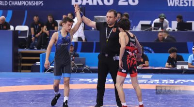 Azərbaycana ilk medalı güləşçi Ömər Salmanov qazandı