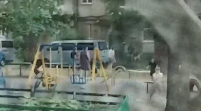 Odessada hərbi komissarlıq əməkdaşlarına atəş açıldı: 4 yaralı var - VİDEO