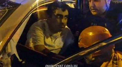 Maşında sıxılan şəxs belə xilas edildi - ANBAAN VİDEO
