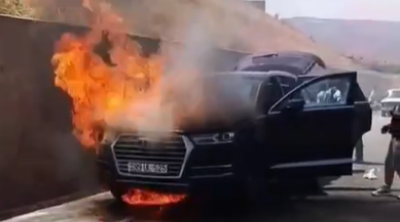 Şamaxı-İsmayıllı yolunda "Audi" yandı - ANBAAN VİDEO