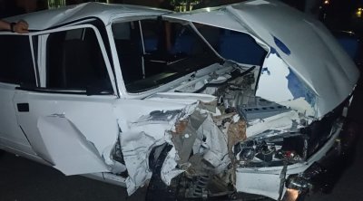 Tovuzun mərkəzində qəza: VAZ və &ldquo;Kia&rdquo; toqquşdu - FOTO