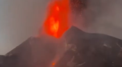 Etna vulkanı yenidən püskürdü - Uçuşlar dayandırıldı &ndash; VİDEO