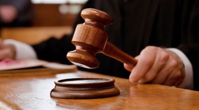 Bakıda tanışlarını bıçaqlayan şəxsə prokuror ağır cəza istədi
