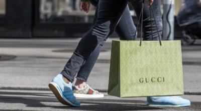 Gucci lüks sənayenin əsas qaydasını pozur: moda evi niyə qiymətləri aşağı salır?