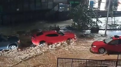 Tbilisi küçələri sel sularına qərq oldu &ndash; VİDEO