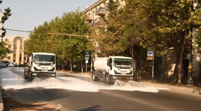 Paytaxt küçələrini belə yudular - FOTO