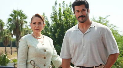 &ldquo;Ana-oğul&rdquo; arasındakı 9 yaş fərqi müzakirə yaratdı &ndash; Foto