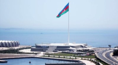 Bayraq Meydanının idarəetməsi Prezidentin İşlər İdarəsinə VERİLDİ