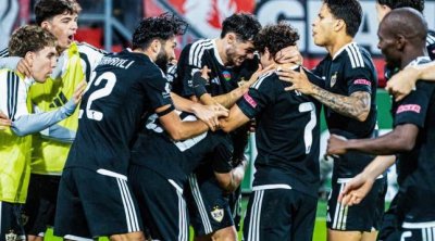"Qarabağ"dan bir gündə üç TRANSFER