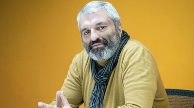 Sədrlikdən namizədliyini geri götürdü, işdən də çıxır