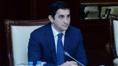 Nazir Elnur Mirzəyevi təqaüdə göndərdi
