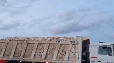 Yük maşınına normadan 34 ton artıq yük vurdular -Təhlükəli mənzərə - VİDEO