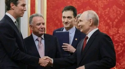 Putin onları yola salan kimi bu ölkəyə getdi