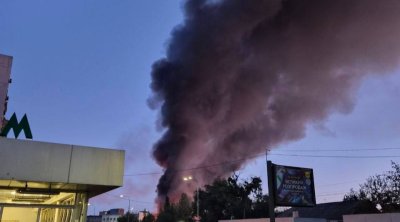Kiyevdə metro stansiyanın yaxınlığına raket düşdü – FOTO-VİDEO