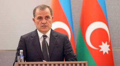 Ceyhun Bayramov: Azərbaycan Ermənistan Konstitusiyasına dəyişikliklər edilməsi prosesini izləyir