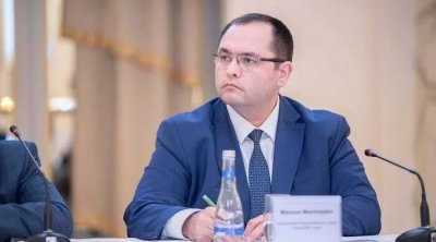 Nazir özünə yeni müşavir təyin etdi