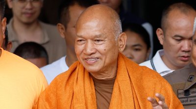 Böyük QALMAQAL: Buddist keşikçi 2,6 milyon dollar oğurluqda ittiham olunur - FOTO