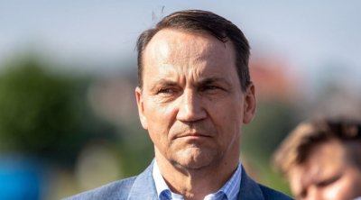 Sikorski: Rusiyanın müharibədə Polşanı məğlub etmək şansı yoxdur