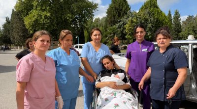 Bərdədə doğuş xəstəxananın həyətində baş verdi &ndash; Həkimlər operativ müdaxilə etdi - FOTO