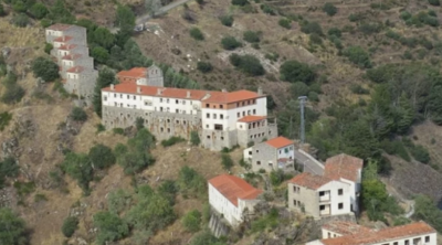 Bir mənzil qiymətinə kənd aldı - Fotolar