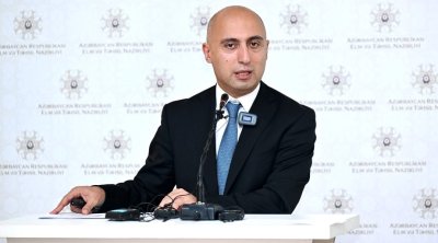 Emin Əmrullayevdən Bilik Günü ilə bağlı TƏBRİK