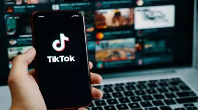Canlı yayımda söyüş söyən tiktoker SAXLANILDI
