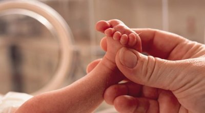 Nəvəsini öldürərkən maqnitofonun səsini artırıb - Nənənin cinayətinin dəhşətli detalları