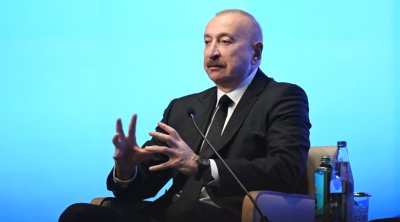 İlham Əliyev: &ldquo;ÜDM-in 70 faizdən çoxu qeyri-neft sektorunun payına düşür&rdquo;