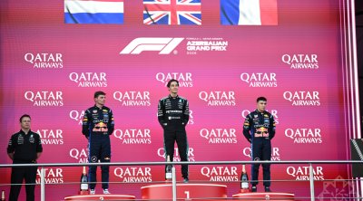 Formula 1 Azərbaycan Qran-Prisinin qalibləri mükafatlandırıldı - FOTO