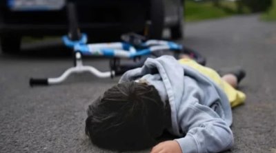 13 yaşlı oğlanı maşınla vurub öldürdü