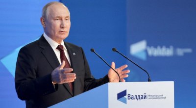 Putin: &ldquo;Ərazilərin itirilməsi qaçılmazdır, niyə belə yapışırlar?&rdquo; - VİDEO